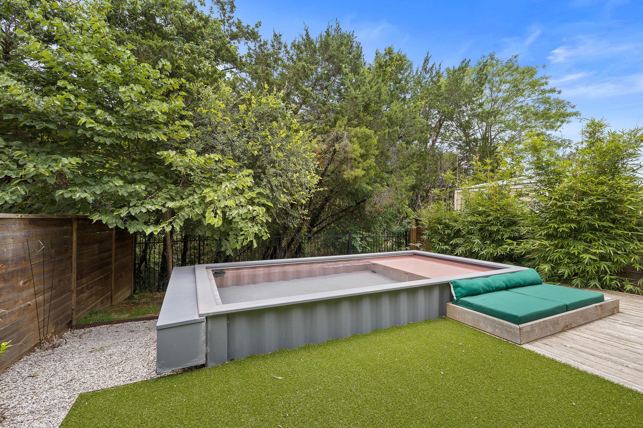 3001 Corbin LN