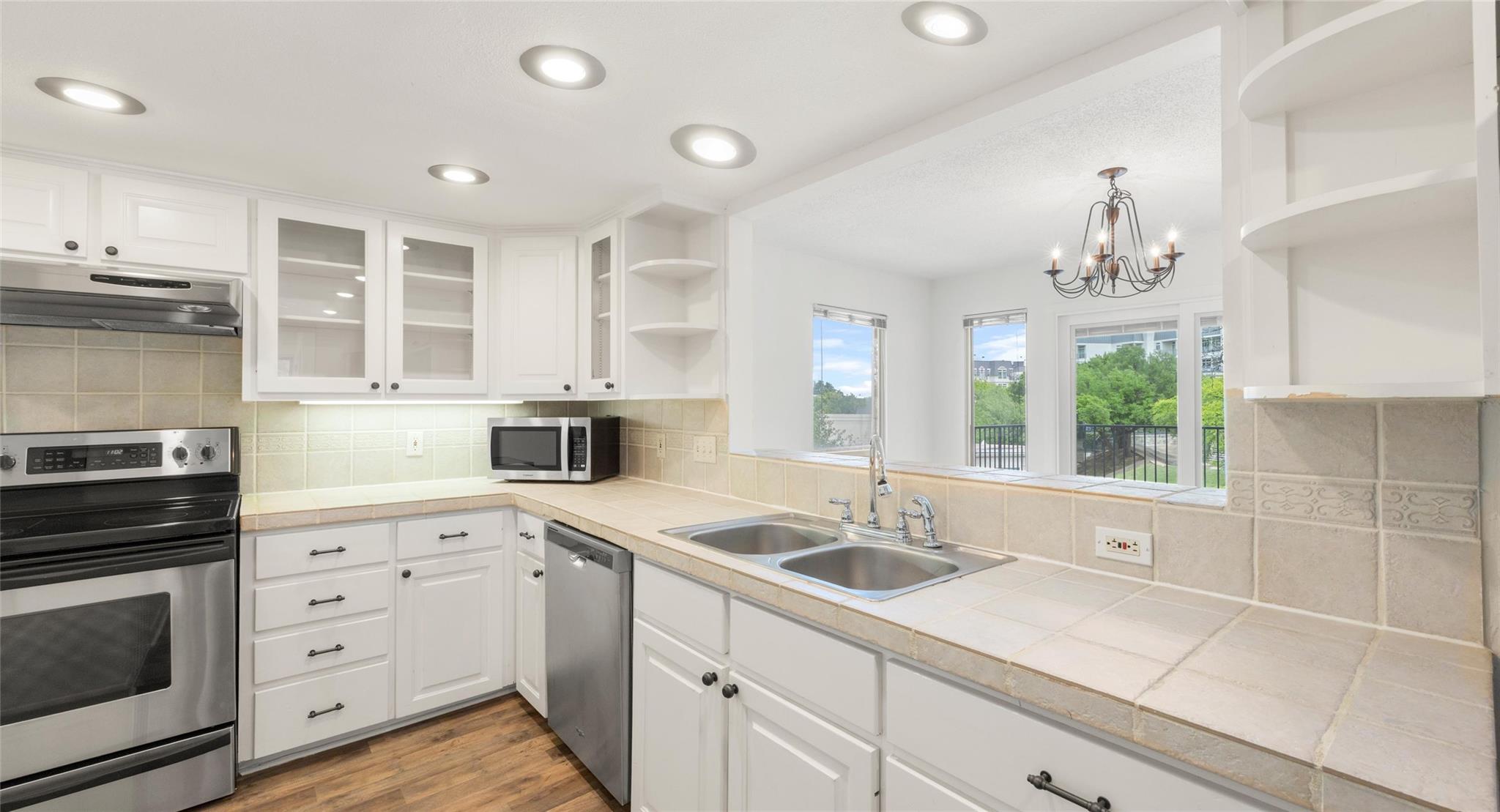 2918 Ranch Road 620 RD N C122