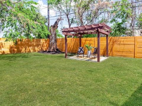 Tiny photo for 3104 E 16th ST, Austin, TX 78702 (MLS # 9127771)