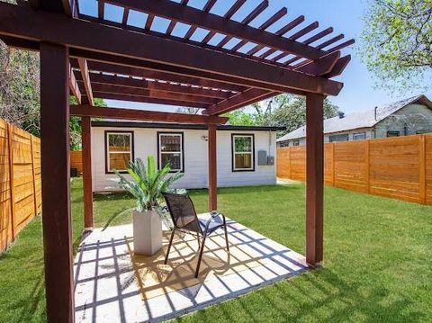 Tiny photo for 3104 E 16th ST, Austin, TX 78702 (MLS # 9127771)