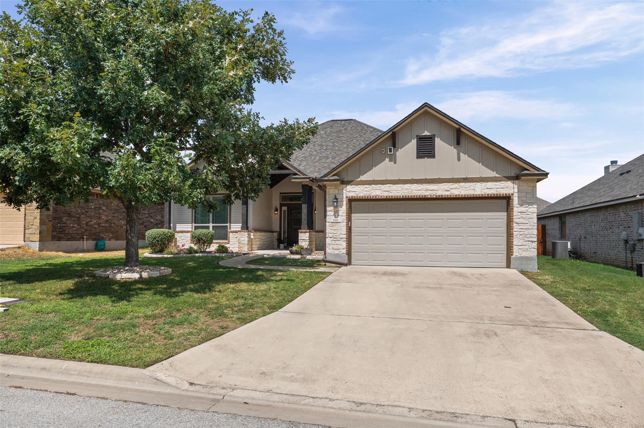 616 Copper Ridge LOOP