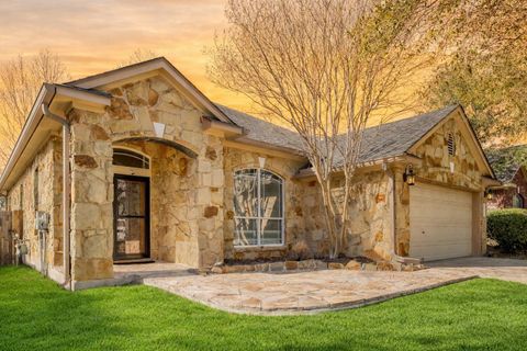Photo of 10416 Big Thicket DR, Austin, TX 78747 (MLS # 9173462)