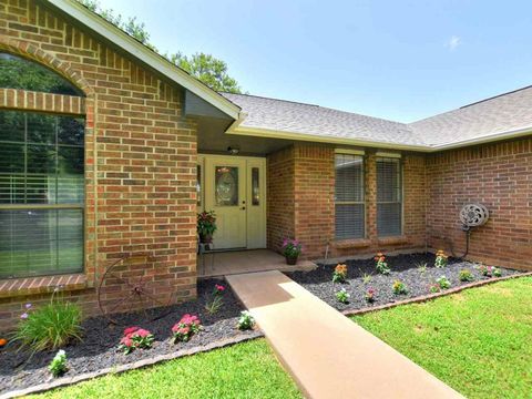 Photo of 188 Turkey RUN, Meadowlakes, TX 78654 (MLS # 3994470)