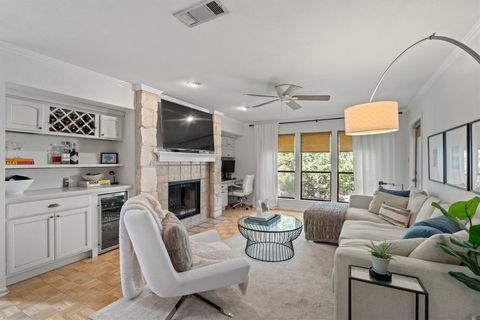 Photo of 2412 Enfield RD #10, Austin, TX 78703 (MLS # 6774515)