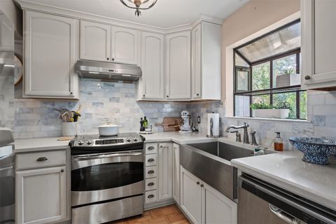 Tiny photo for 2412 Enfield RD #10, Austin, TX 78703 (MLS # 6774515)