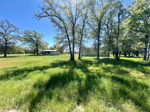 Photo of 2542 County Road 306, Lexington, TX 78947 (MLS # 9282421)