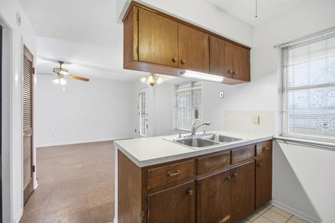 Tiny photo for 8516 Woodstone DR, Austin, TX 78757 (MLS # 6621388)