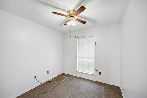 Tiny photo for 8516 Woodstone DR, Austin, TX 78757 (MLS # 6621388)