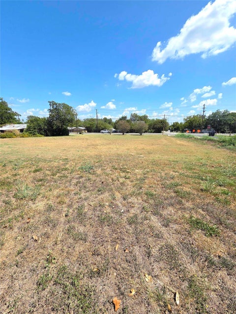 Photo of 403 S Burleson ST, Kyle, TX 78640 (MLS # 9874103)
