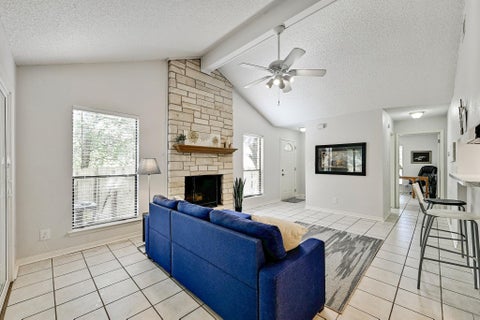 Tiny photo for 275 Mooring CIR #B, Lakeway, TX 78734 (MLS # 6535182)