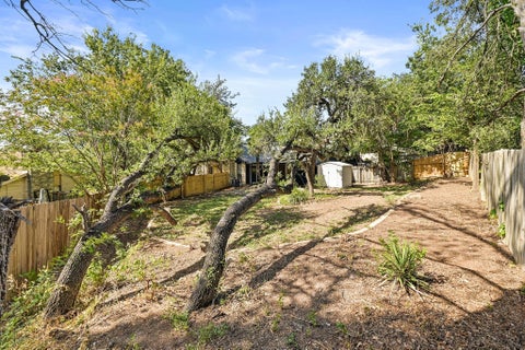 Tiny photo for 275 Mooring CIR #B, Lakeway, TX 78734 (MLS # 6535182)