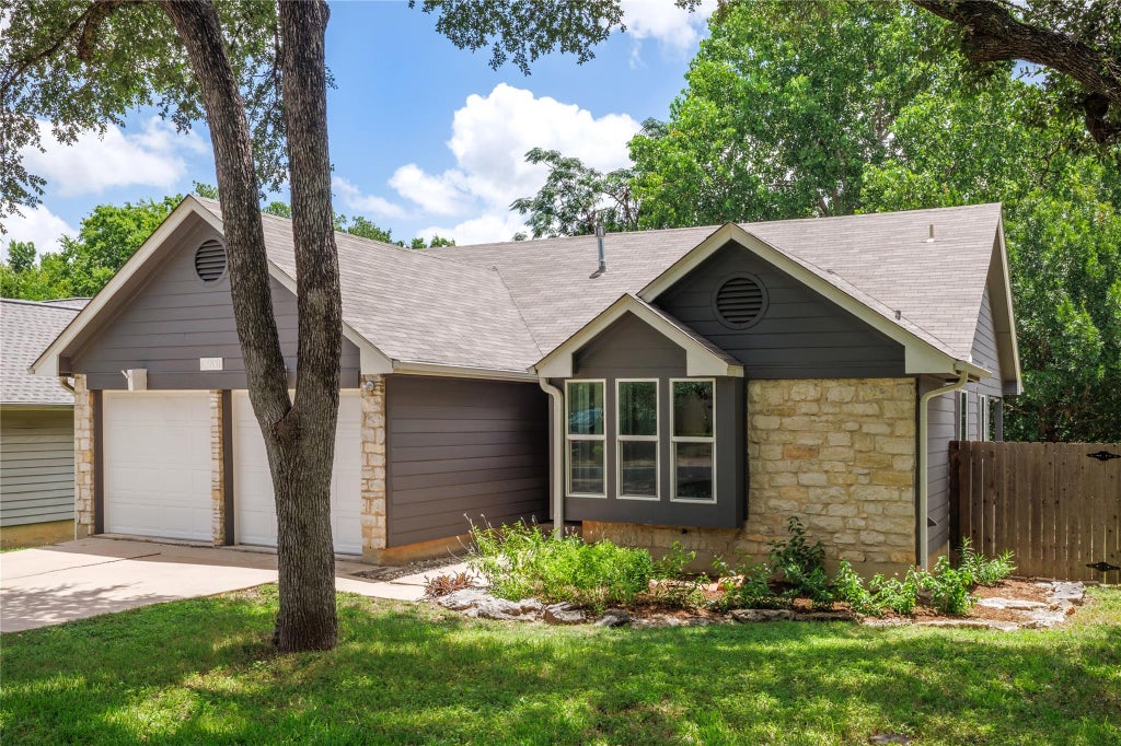 Photo of 12701 Magnolia Mound TRL, Austin, TX 78727 (MLS # 4420260)