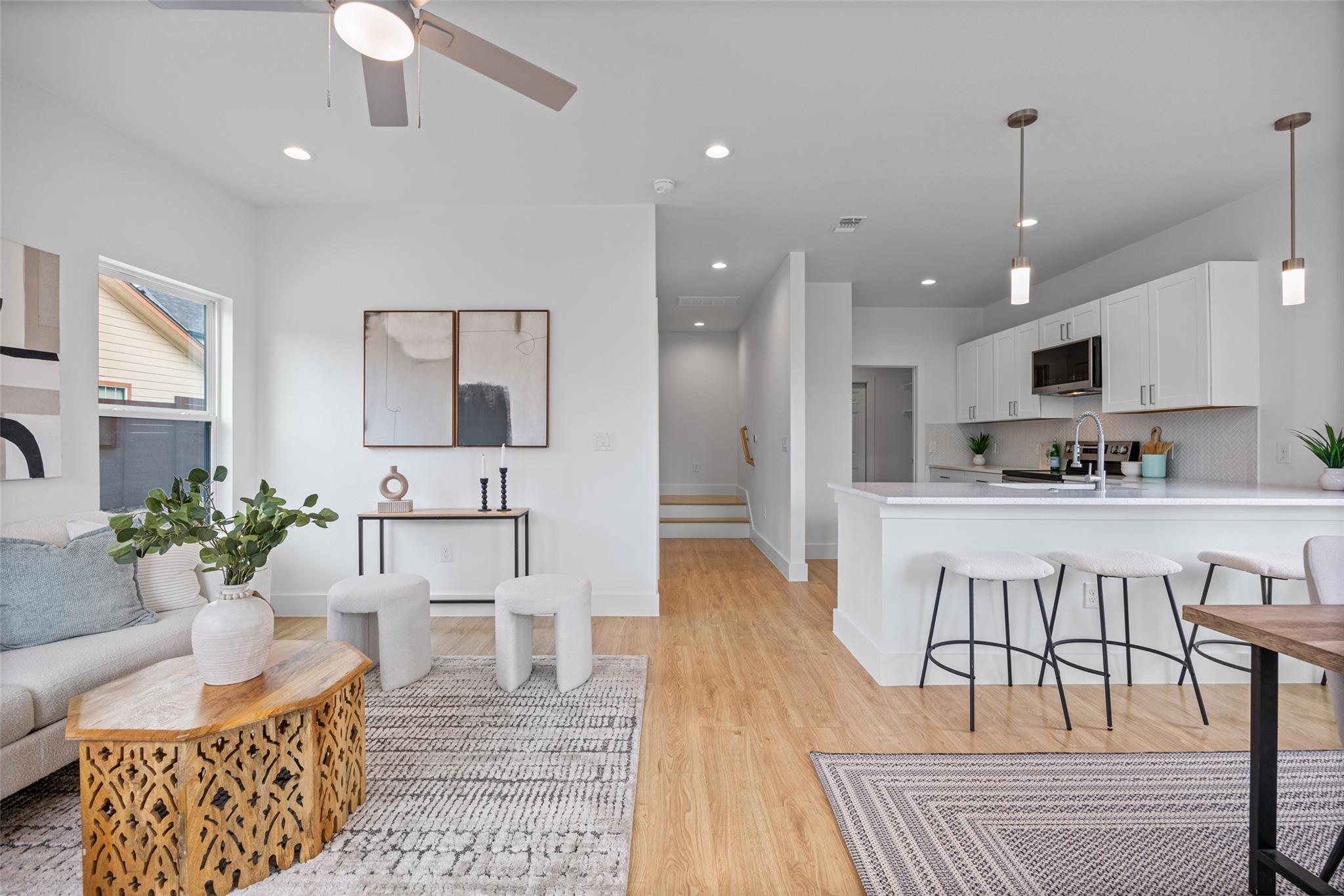7310 Carver Ave 1