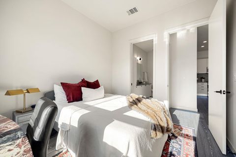 Tiny photo for 800 Embassy DR #229, Austin, TX 78702 (MLS # 8957118)