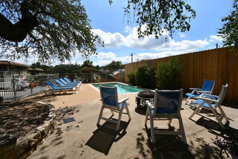 Tiny photo for 2302 East Side DR #6, Austin, TX 78704 (MLS # 6692113)