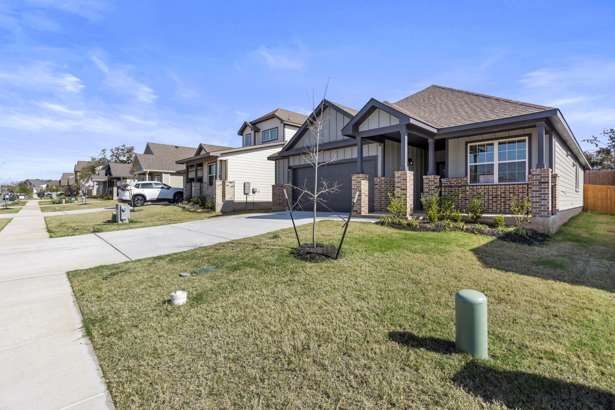 305 Brooks Ranch DR