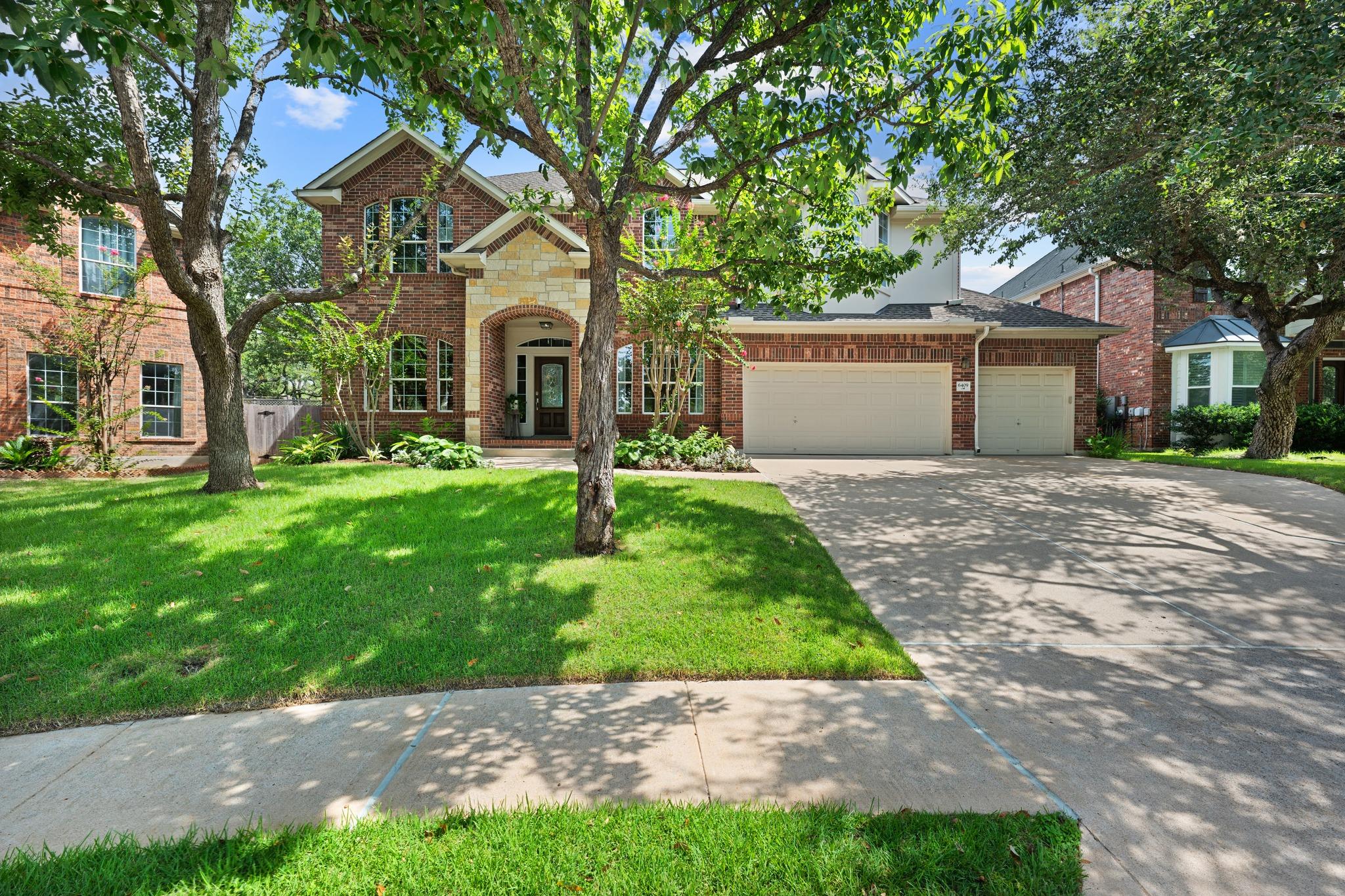 6409 Magenta LN