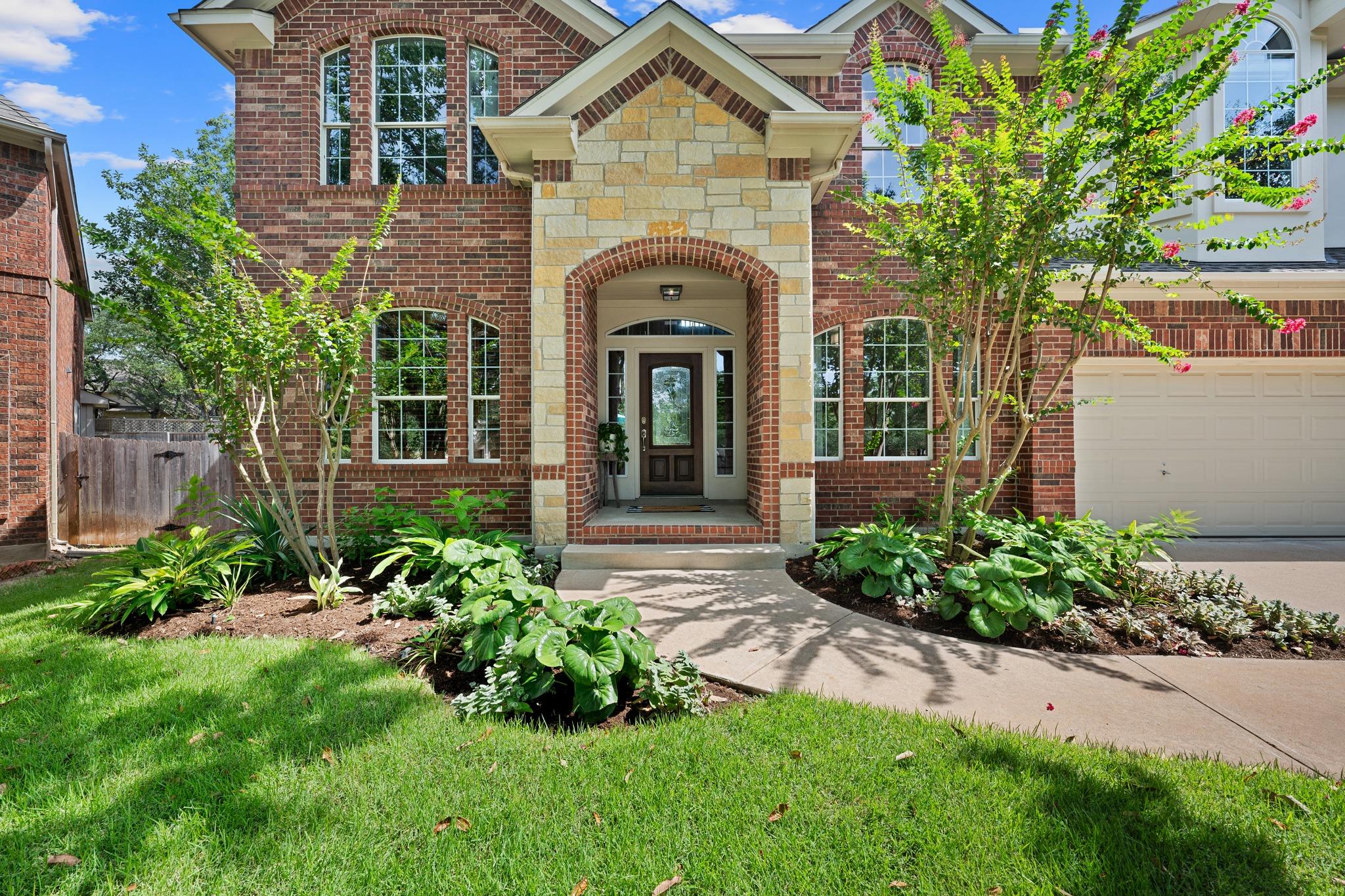 6409 Magenta LN