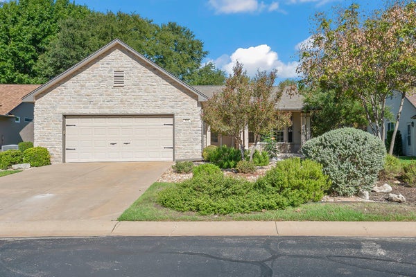 122 BASS ST, GEORGETOWN, TX 78633 - Image e92ccc48ede9ef5678ab1e77b22ecf6d/648651287
