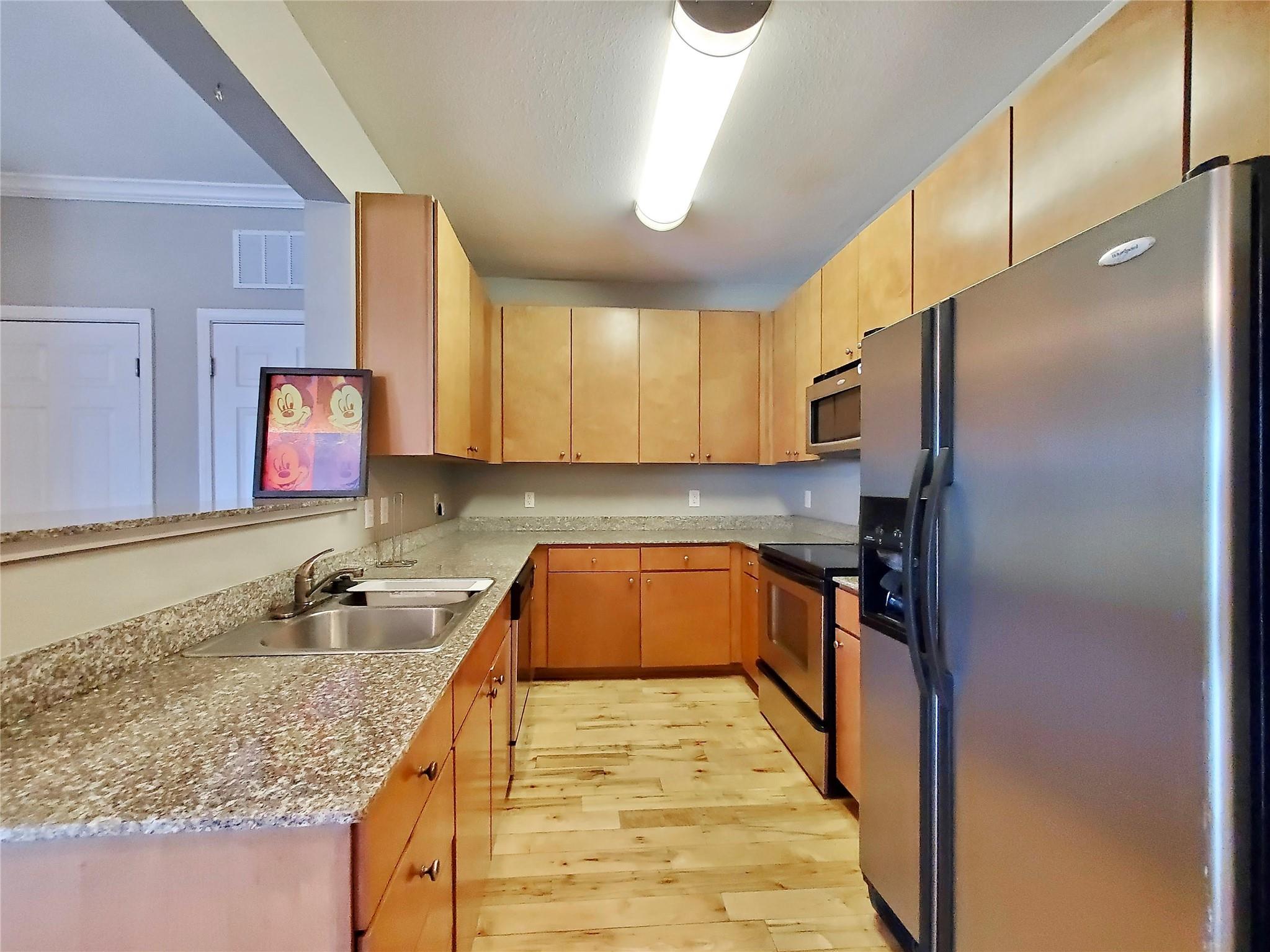 2502 Leon ST 515