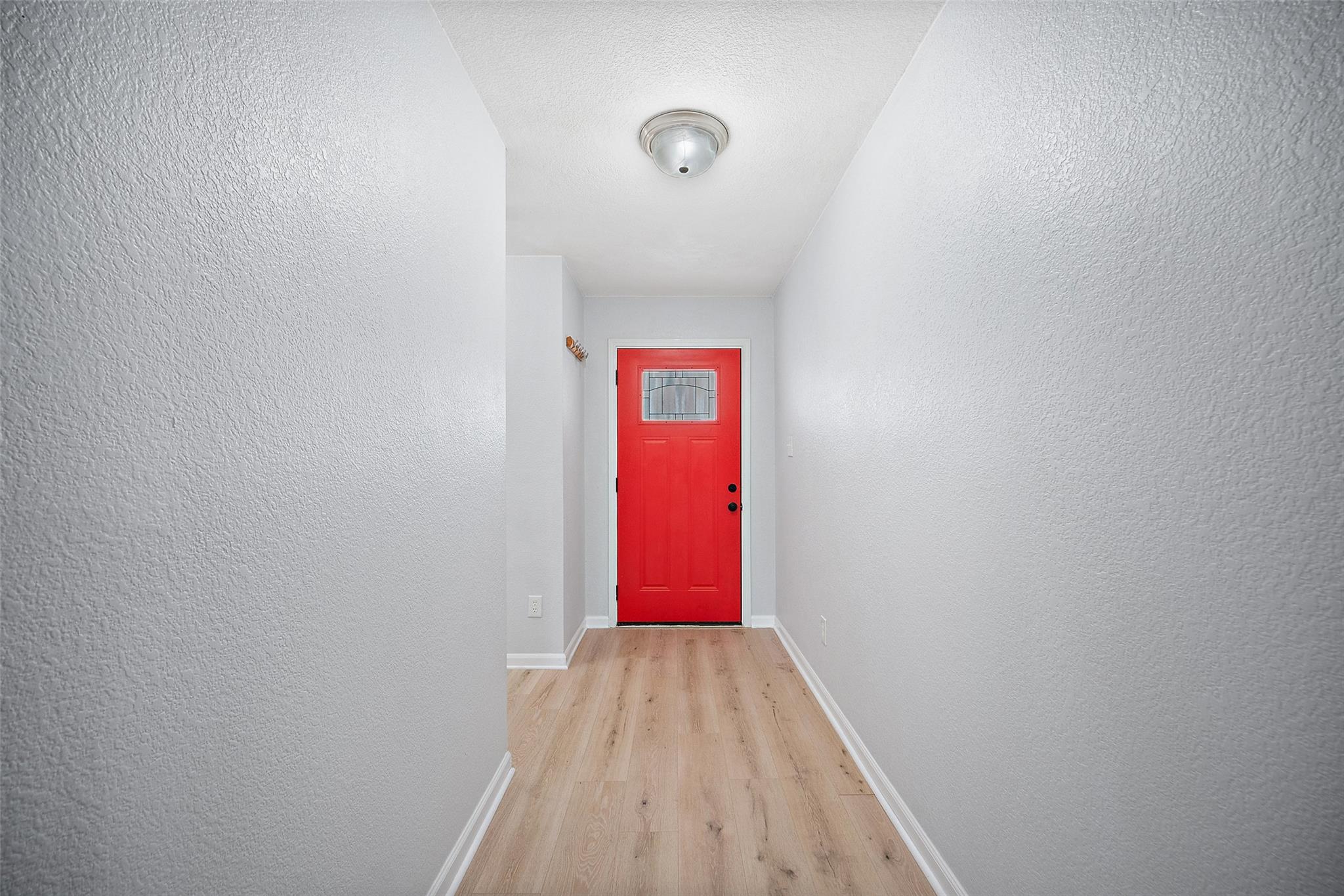 1009 Laurelleaf DR