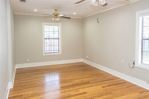 Tiny photo for 2607 E Cesar Chavez ST, Austin, TX 78702 (MLS # 8409530)