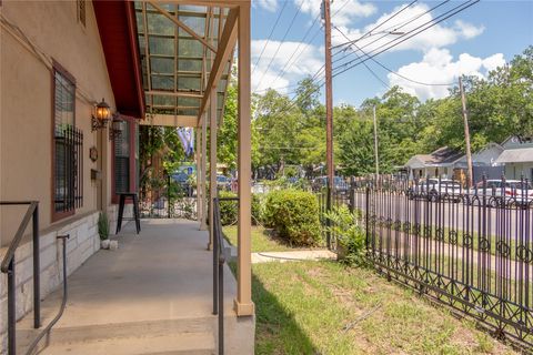 Tiny photo for 2607 E Cesar Chavez ST, Austin, TX 78702 (MLS # 8409530)