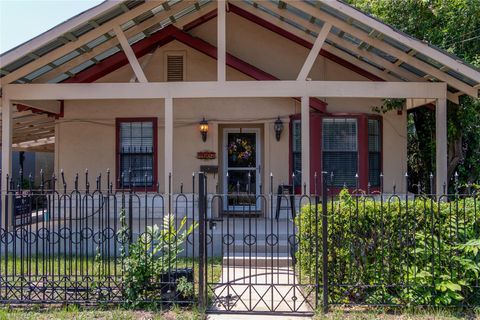 2607 E Cesar Chavez ST Austin TX 78702