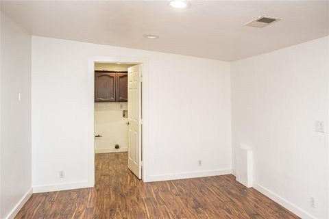 Tiny photo for 2607 E Cesar Chavez ST, Austin, TX 78702 (MLS # 8409530)