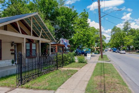 Tiny photo for 2607 E Cesar Chavez ST, Austin, TX 78702 (MLS # 8409530)