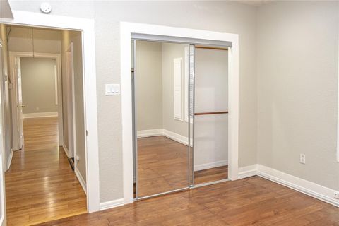 Tiny photo for 2607 E Cesar Chavez ST, Austin, TX 78702 (MLS # 8409530)