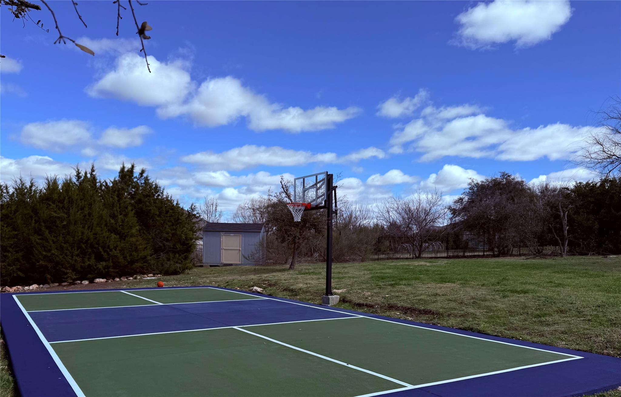 3013 Vista Heights DR