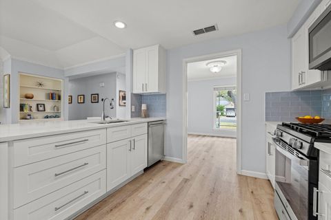 Tiny photo for 11602 Three Oaks TRL, Austin, TX 78759 (MLS # 3756931)