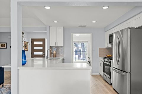 Tiny photo for 11602 Three Oaks TRL, Austin, TX 78759 (MLS # 3756931)