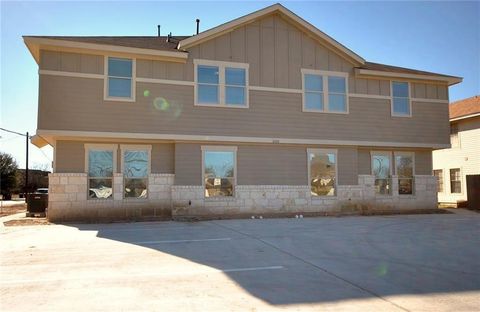 Photo of 2222 Creekside LN #C, Georgetown, TX 78626 (MLS # 2284402)
