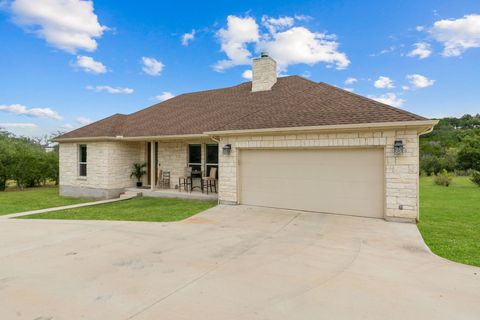 Photo of 20401 Siesta Shores DR, Spicewood, TX 78669 (MLS # 6123202)