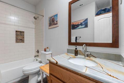 Tiny photo for 20401 Siesta Shores DR, Spicewood, TX 78669 (MLS # 6123202)