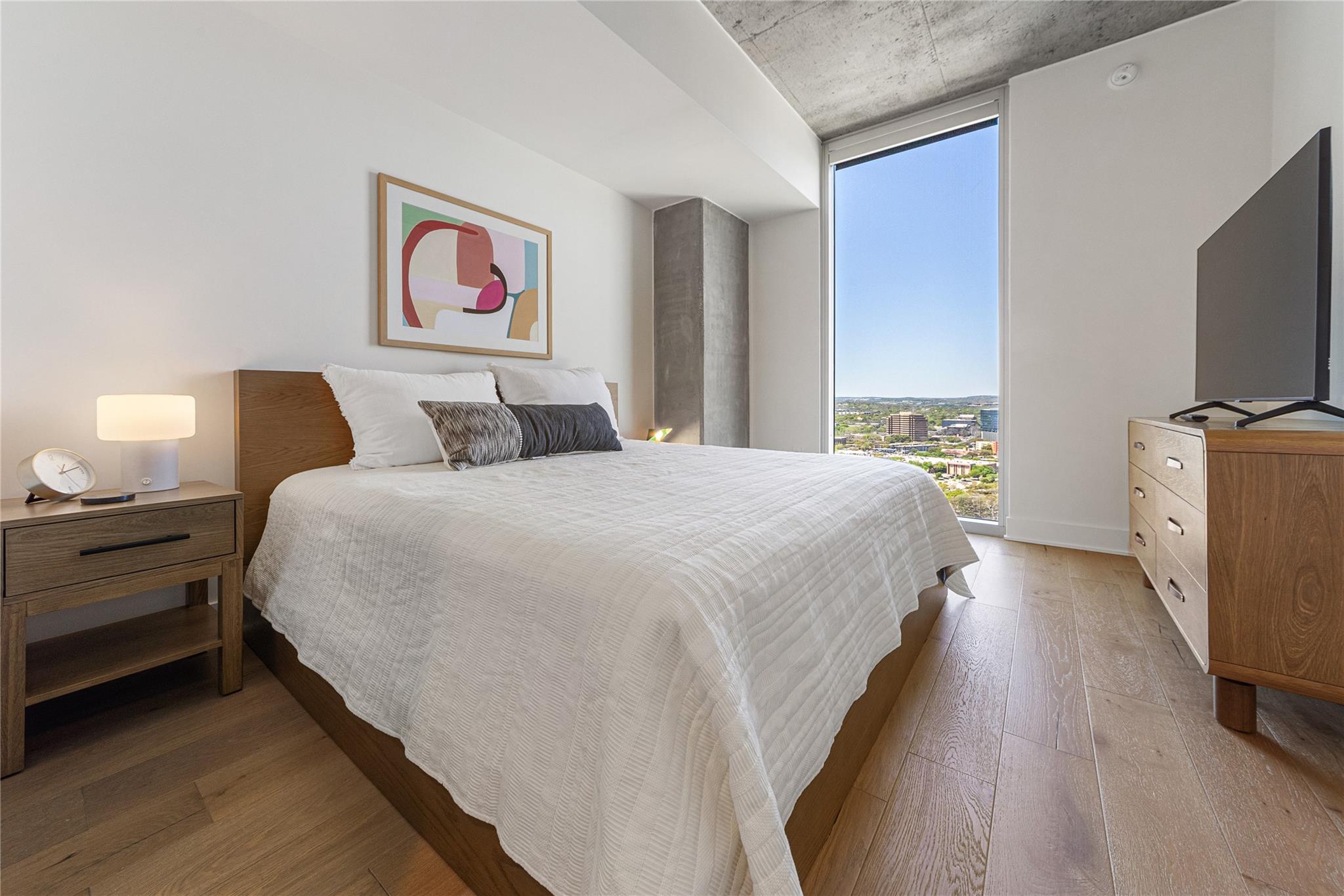 48 East Ave 2611