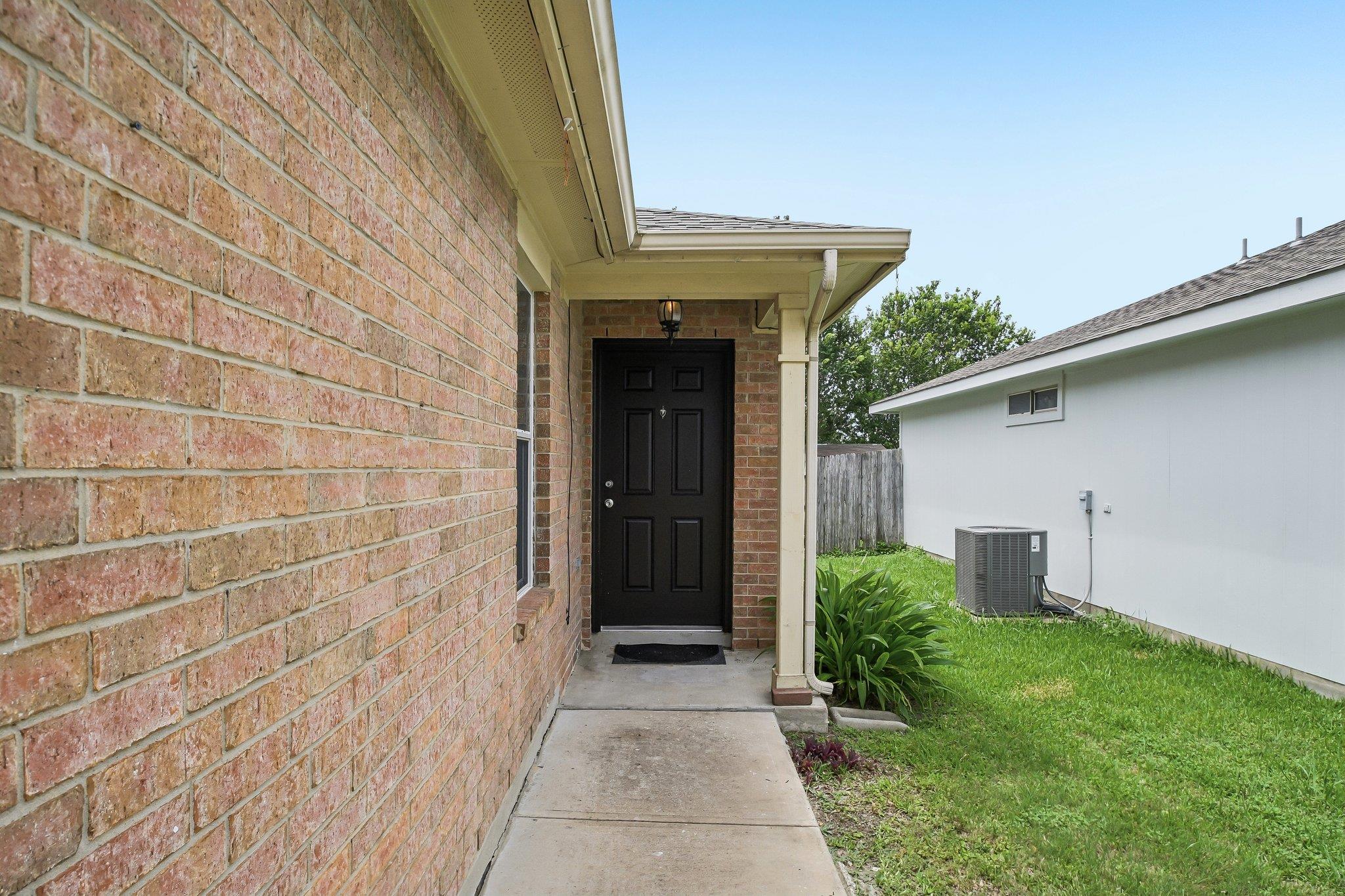 610 Lavaca LOOP