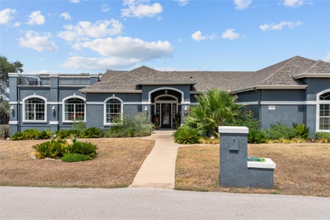 Photo of 21508 Lake Park DR, Lago Vista, TX 78645 (MLS # 2313732)