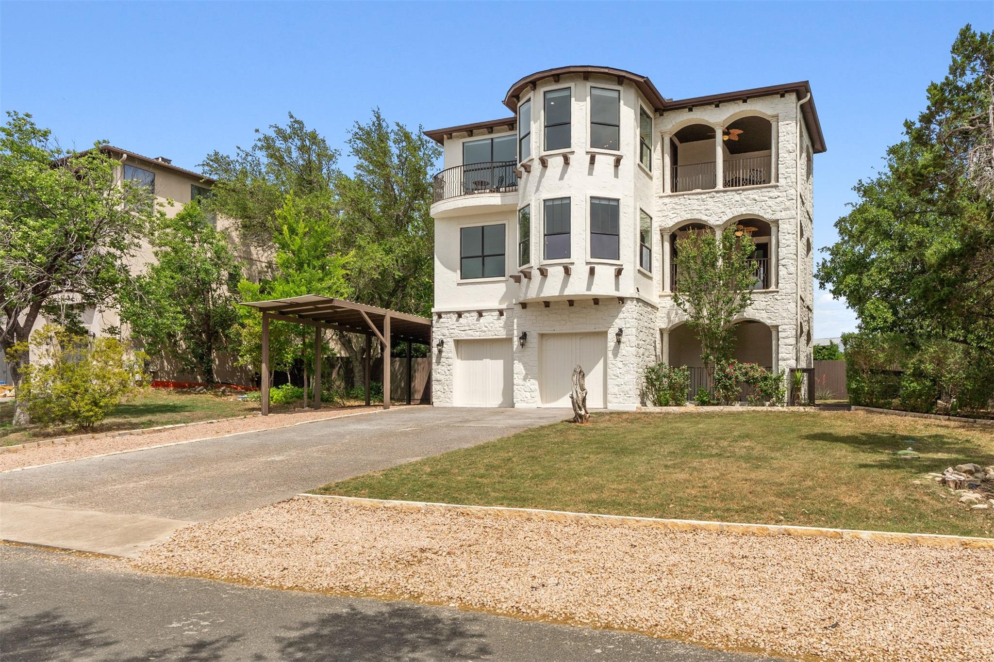 8117 Joy RD