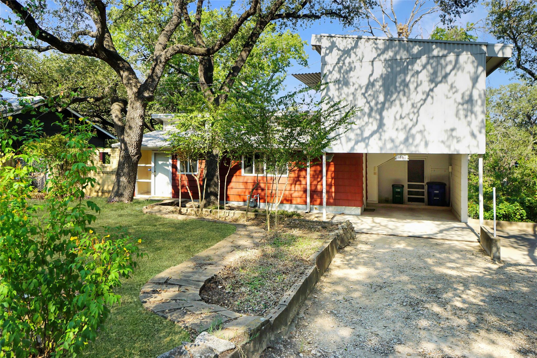 1806 Alta Vista Ave
