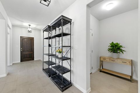 Tiny photo for 901 S San Marcos ST, Manor, TX 78653 (MLS # 9348520)