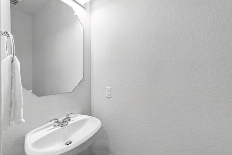 Tiny photo for 901 S San Marcos ST, Manor, TX 78653 (MLS # 9348520)