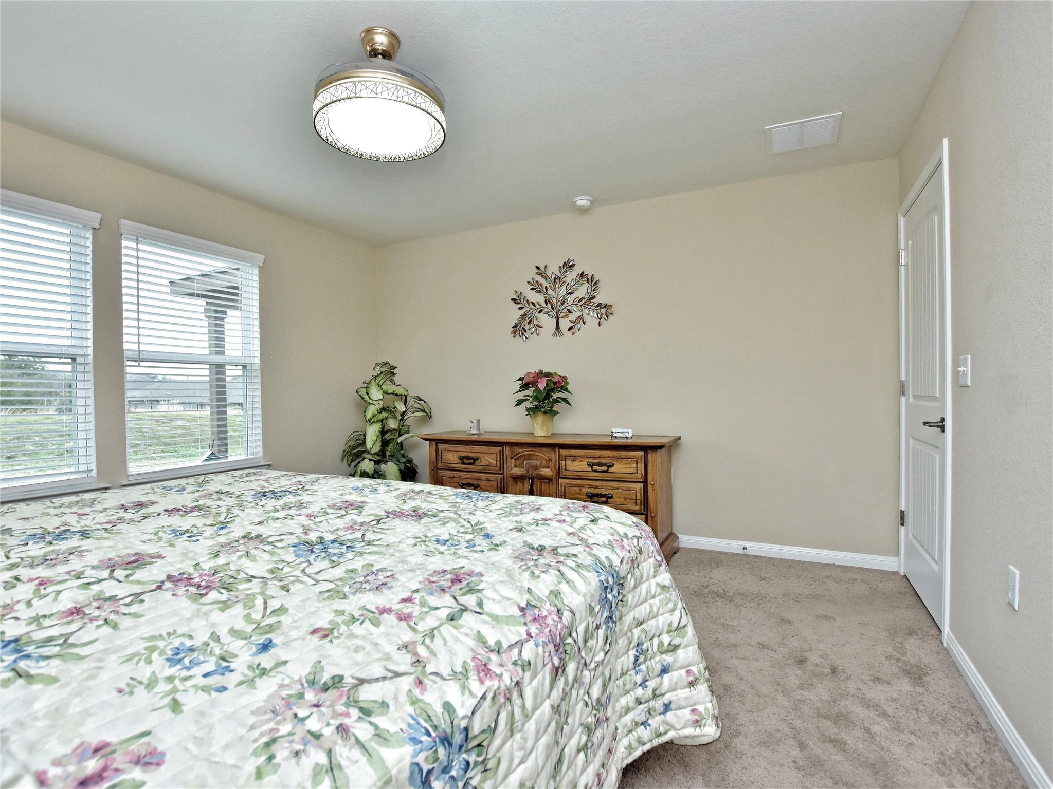 Photo 18 of 30 of 711 Kitty Hawk RD house