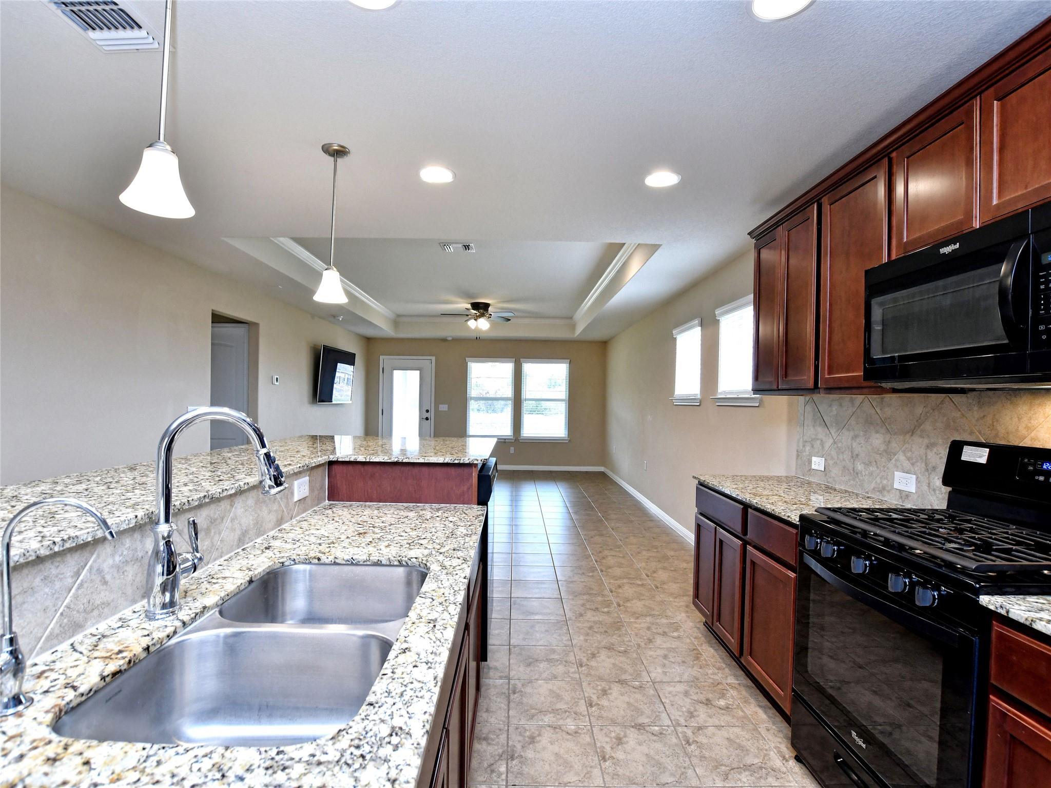 Photo 5 of 30 of 711 Kitty Hawk RD house
