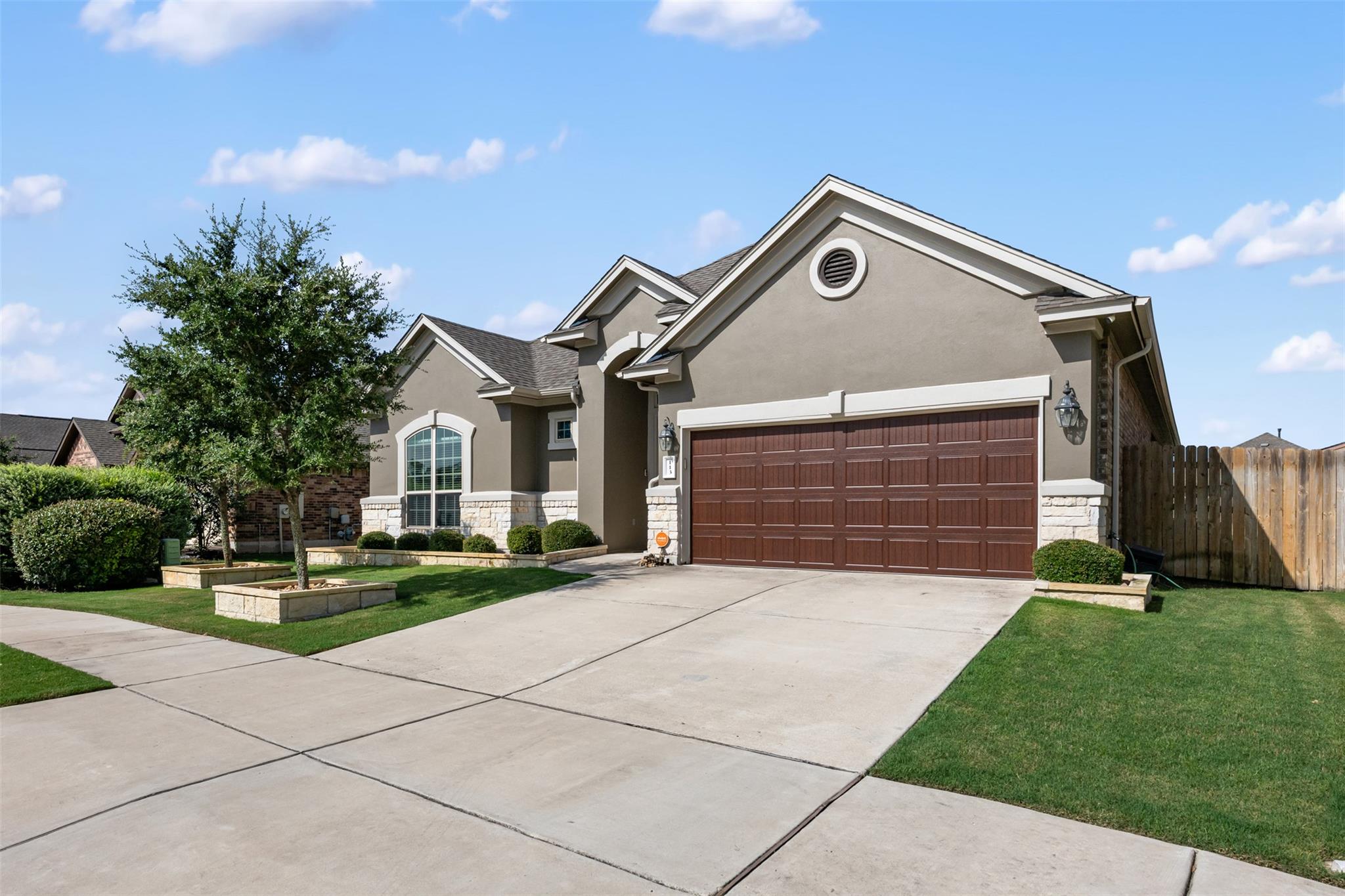 113 Skylark LN