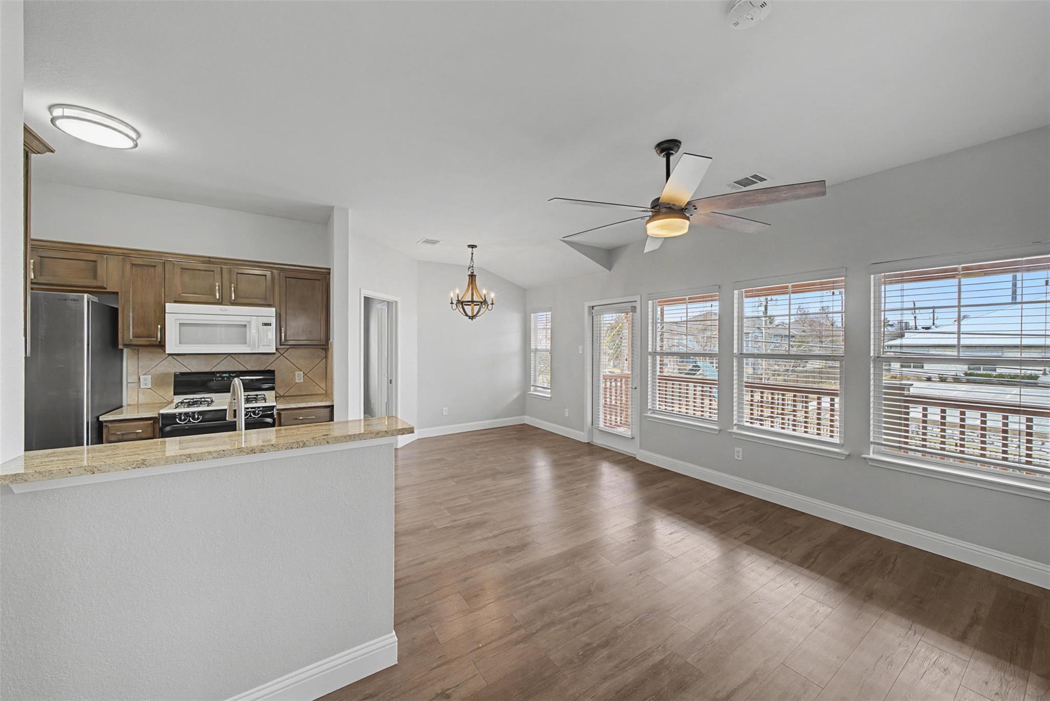 1481 Old Settlers BLVD 1401