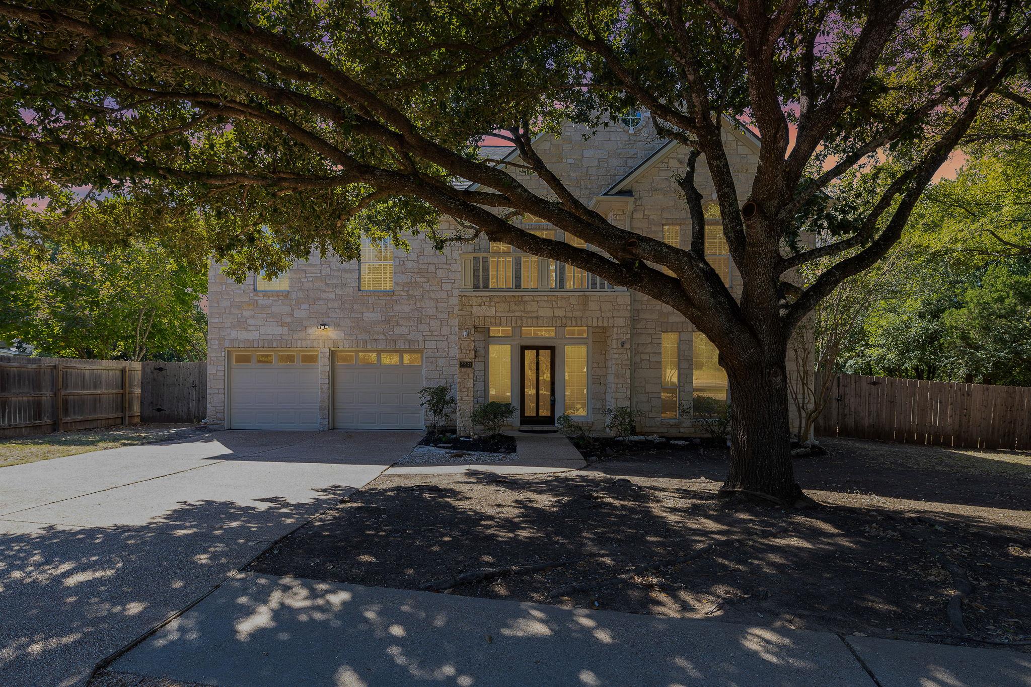 2231 Falkirk DR