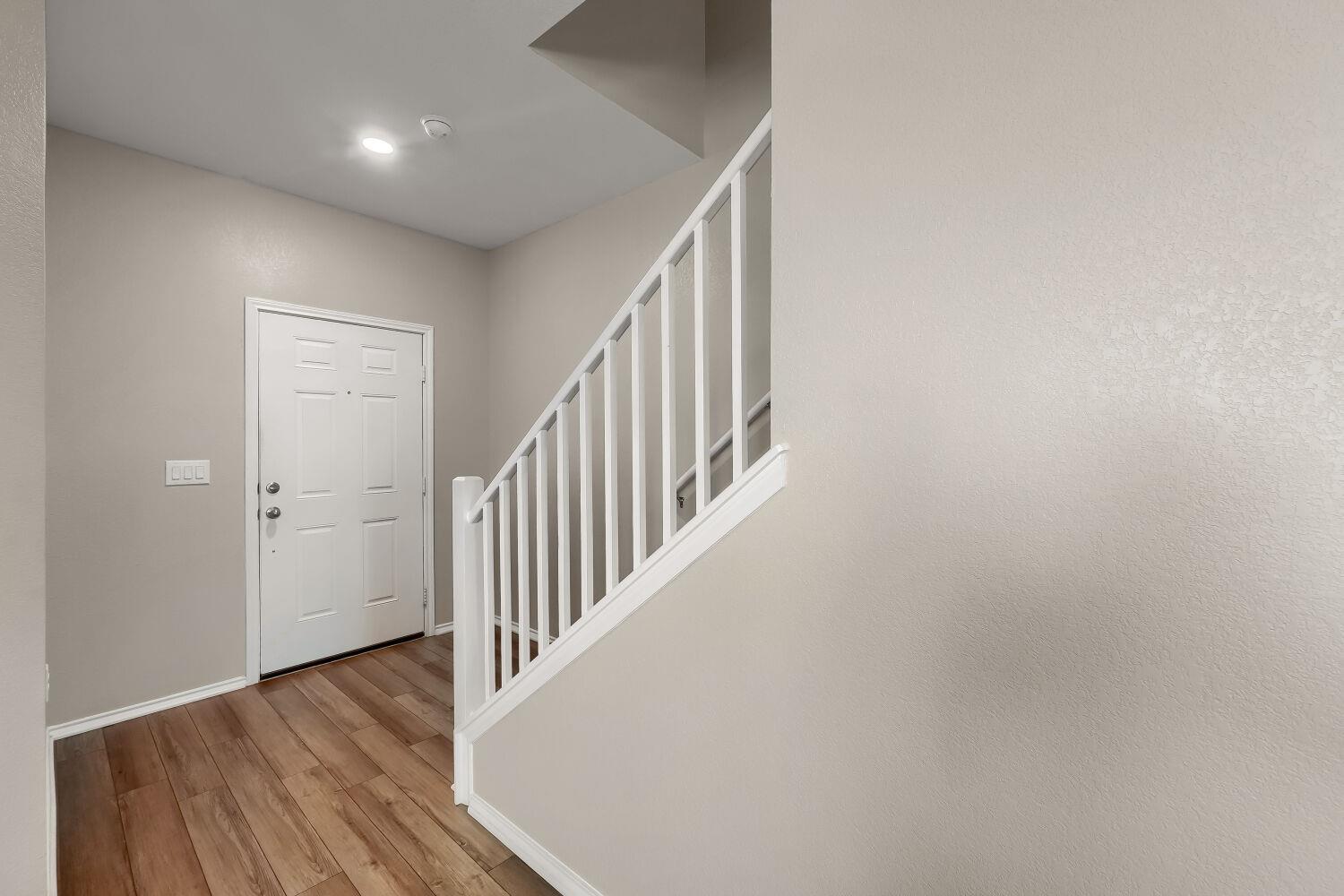 1513 Foxglove DR